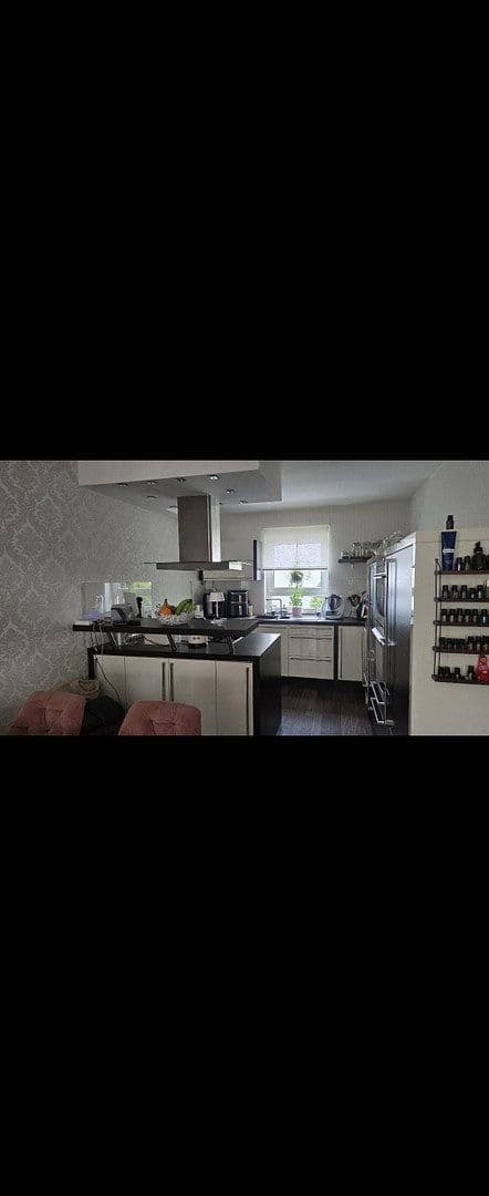 Prodej domu 153 m², pozemek 278 m², Hofheim am Taunus, Hessen Prodej domu 153 m², pozemek 278 m², Hofheim am Taunus, Hessen