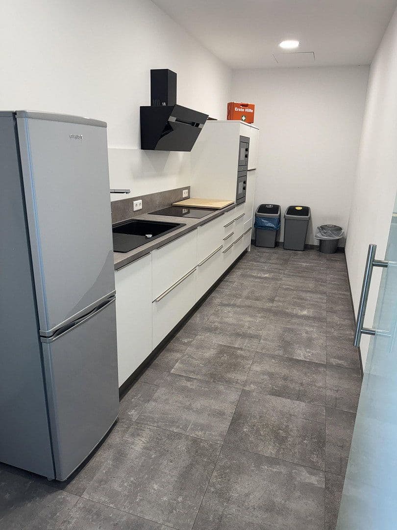 Pronájem kanceláře 1.100 m², Georg-Schumann-Str. 294, Leipzig, Sasko Pronájem kanceláře 1.100 m², Georg-Schumann-Str. 294, Leipzig, Sasko