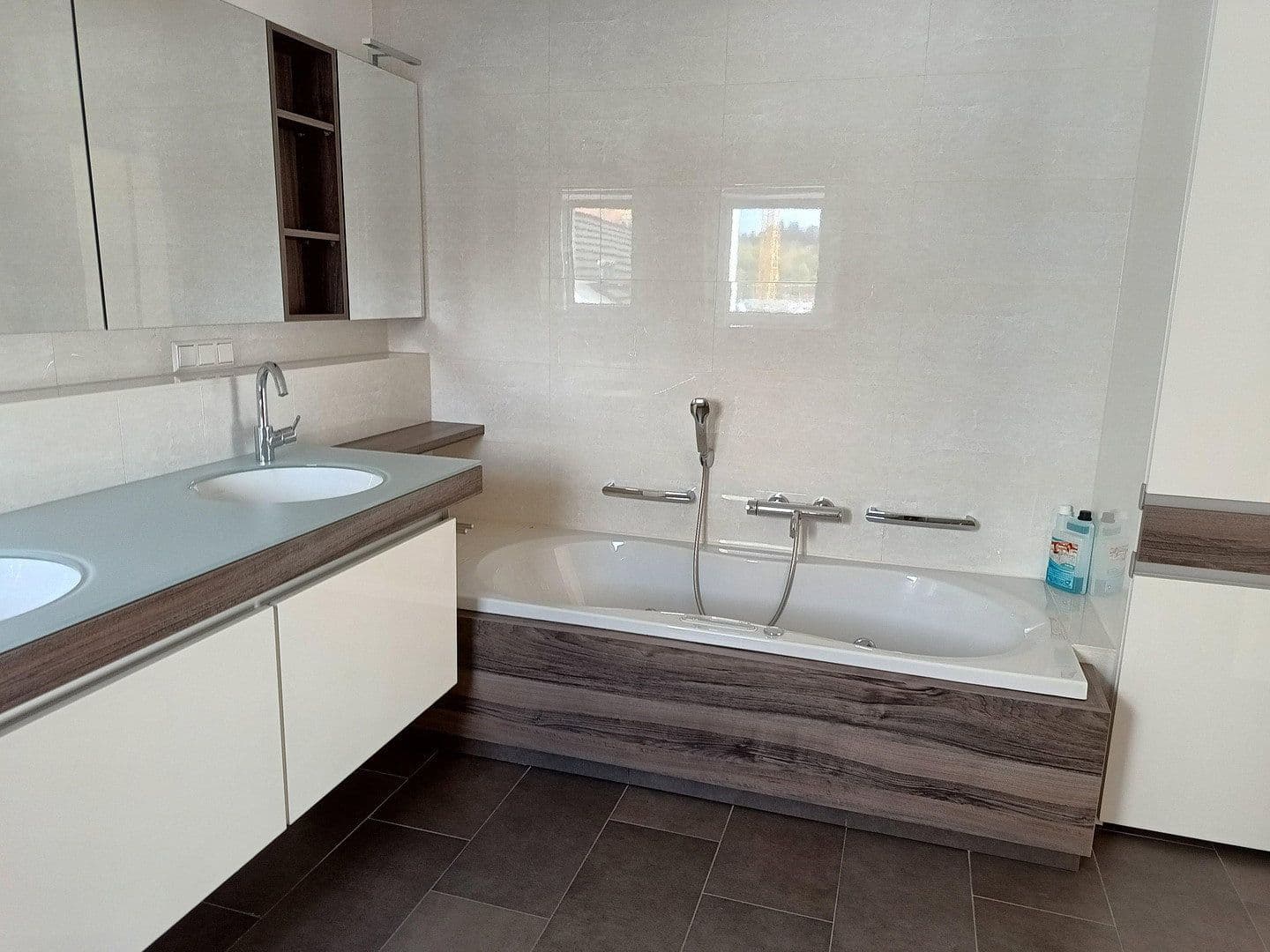Pronájem bytu 3+kk 149 m², Sigmaringen, Bádensko-Württembersko Pronájem bytu 3+kk 149 m², Sigmaringen, Bádensko-Württembersko