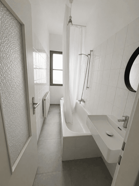 Pronájem bytu 1+1 36 m², Porzellanhofstr. 12, Frankfurt am Main, Hessen Pronájem bytu 1+1 36 m², Porzellanhofstr. 12, Frankfurt am Main, Hessen