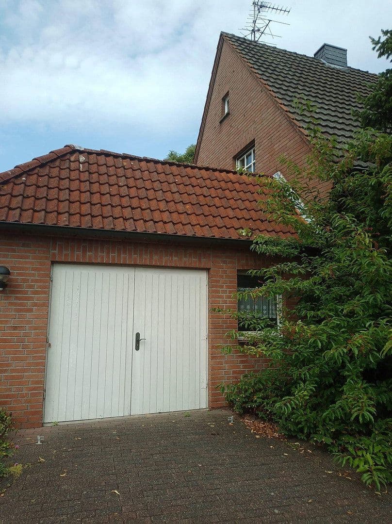Pronájem domu 160 m², pozemek 720 m², Hubertusstr. 66, Rheurdt, Severní Porýní-Vestfálsko Pronájem domu 160 m², pozemek 720 m², Hubertusstr. 66, Rheurdt, Severní Porýní-Vestfálsko