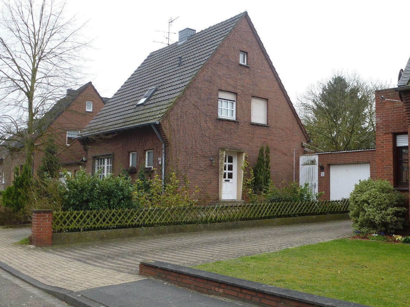Pronájem domu 160 m², pozemek 720 m², Hubertusstr. 66, Rheurdt, Severní Porýní-Vestfálsko Pronájem domu 160 m², pozemek 720 m², Hubertusstr. 66, Rheurdt, Severní Porýní-Vestfálsko