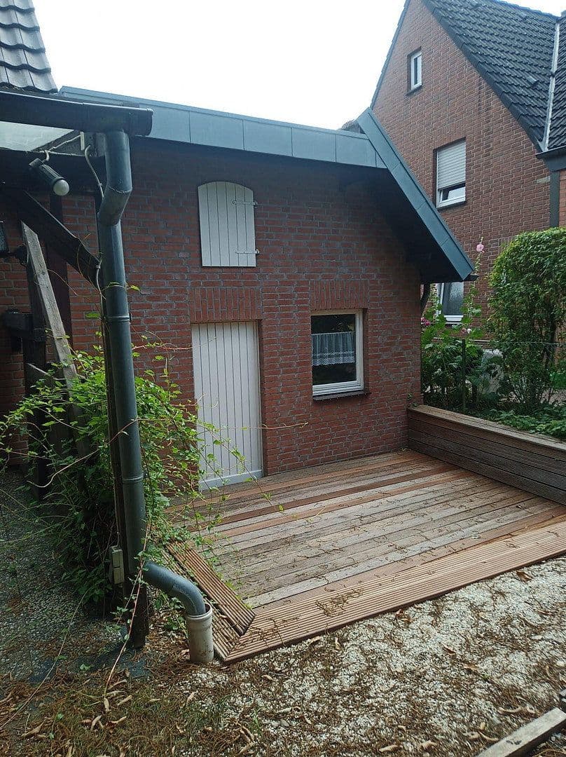 Pronájem domu 160 m², pozemek 720 m², Hubertusstr. 66, Rheurdt, Severní Porýní-Vestfálsko Pronájem domu 160 m², pozemek 720 m², Hubertusstr. 66, Rheurdt, Severní Porýní-Vestfálsko
