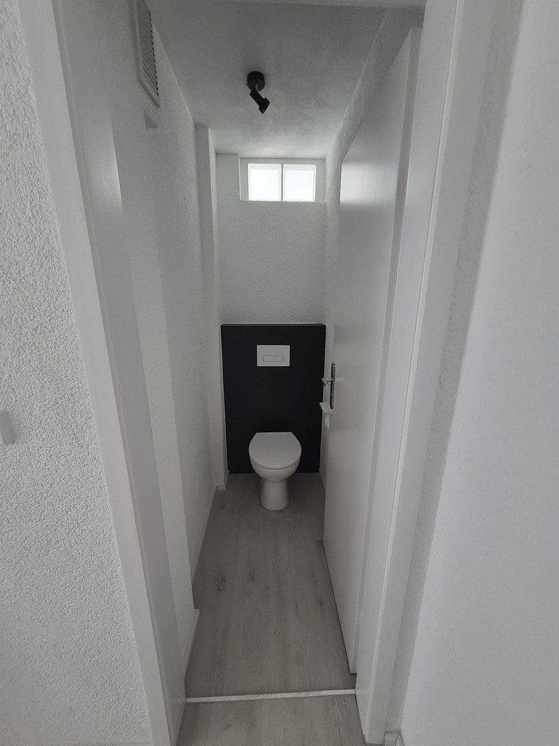 Prodej bytu 1+1 34 m², Im Hohen Rain 46, Waiblingen, Bádensko-Württembersko Prodej bytu 1+1 34 m², Im Hohen Rain 46, Waiblingen, Bádensko-Württembersko