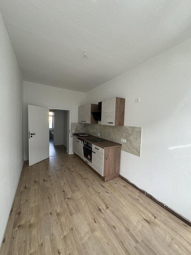 Pronájem bytu 2+1 70 m², Albert-Vollsack-Straße 2, Leipzig, Sasko Pronájem bytu 2+1 70 m², Albert-Vollsack-Straße 2, Leipzig, Sasko