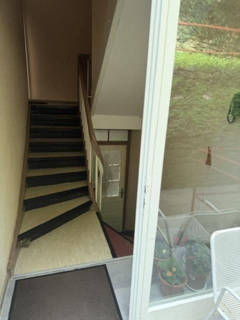 Prodej domu 214 m², pozemek 700 m², Happeyweg 3, Neuenbürg, Bádensko-Württembersko Prodej domu 214 m², pozemek 700 m², Happeyweg 3, Neuenbürg, Bádensko-Württembersko