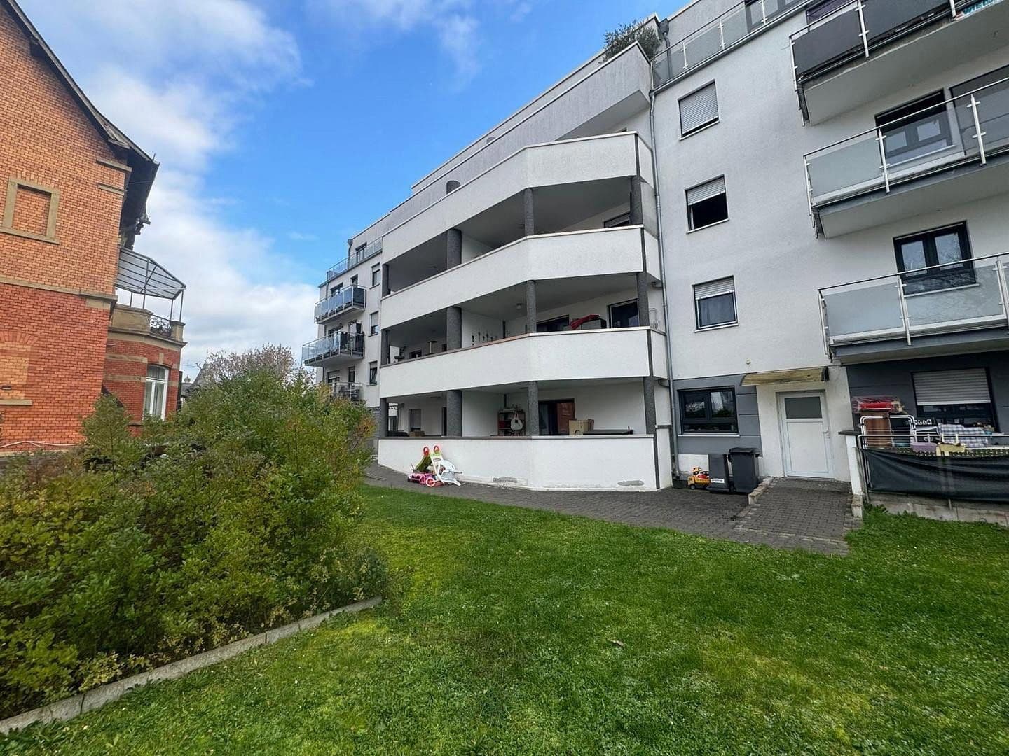 Pronájem bytu 3+1 79 m², Landgrafenstrasse 1, Offenbach, Hessen Pronájem bytu 3+1 79 m², Landgrafenstrasse 1, Offenbach, Hessen