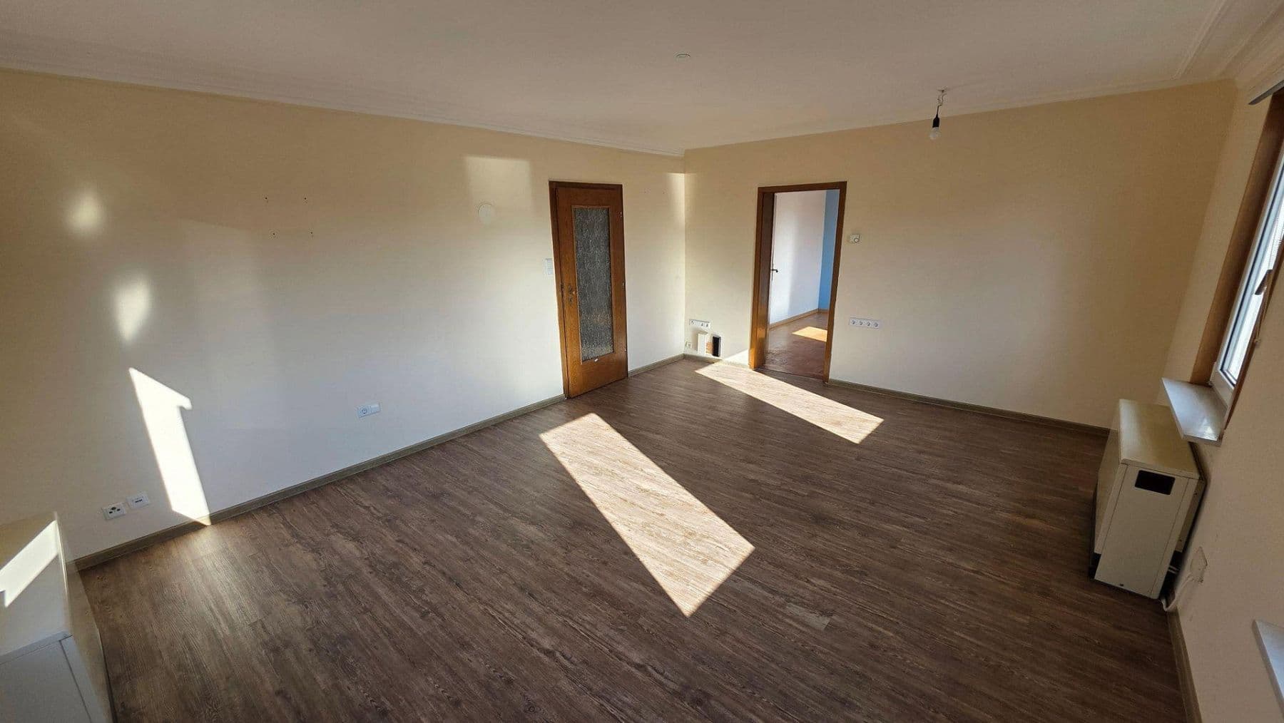 Prodej domu 225 m², pozemek 1.180 m², Göppinger Str. 1, Rechberghausen, Bádensko-Württembersko Prodej domu 225 m², pozemek 1.180 m², Göppinger Str. 1, Rechberghausen, Bádensko-Württembersko