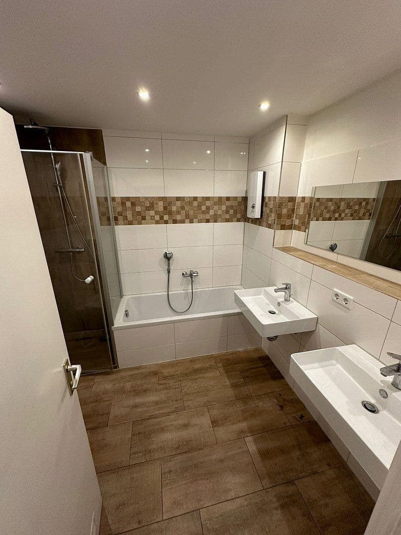 Pronájem bytu 3+kk 89 m², Am Kellerberg 5, Fürth, Bavorsko Pronájem bytu 3+kk 89 m², Am Kellerberg 5, Fürth, Bavorsko