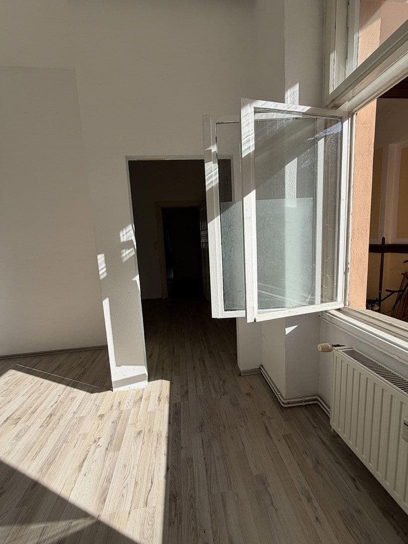 Prodej bytu 2+1 52 m², Alte Kaulsdorfer Straße 28, Berlin, Berlín Prodej bytu 2+1 52 m², Alte Kaulsdorfer Straße 28, Berlin, Berlín