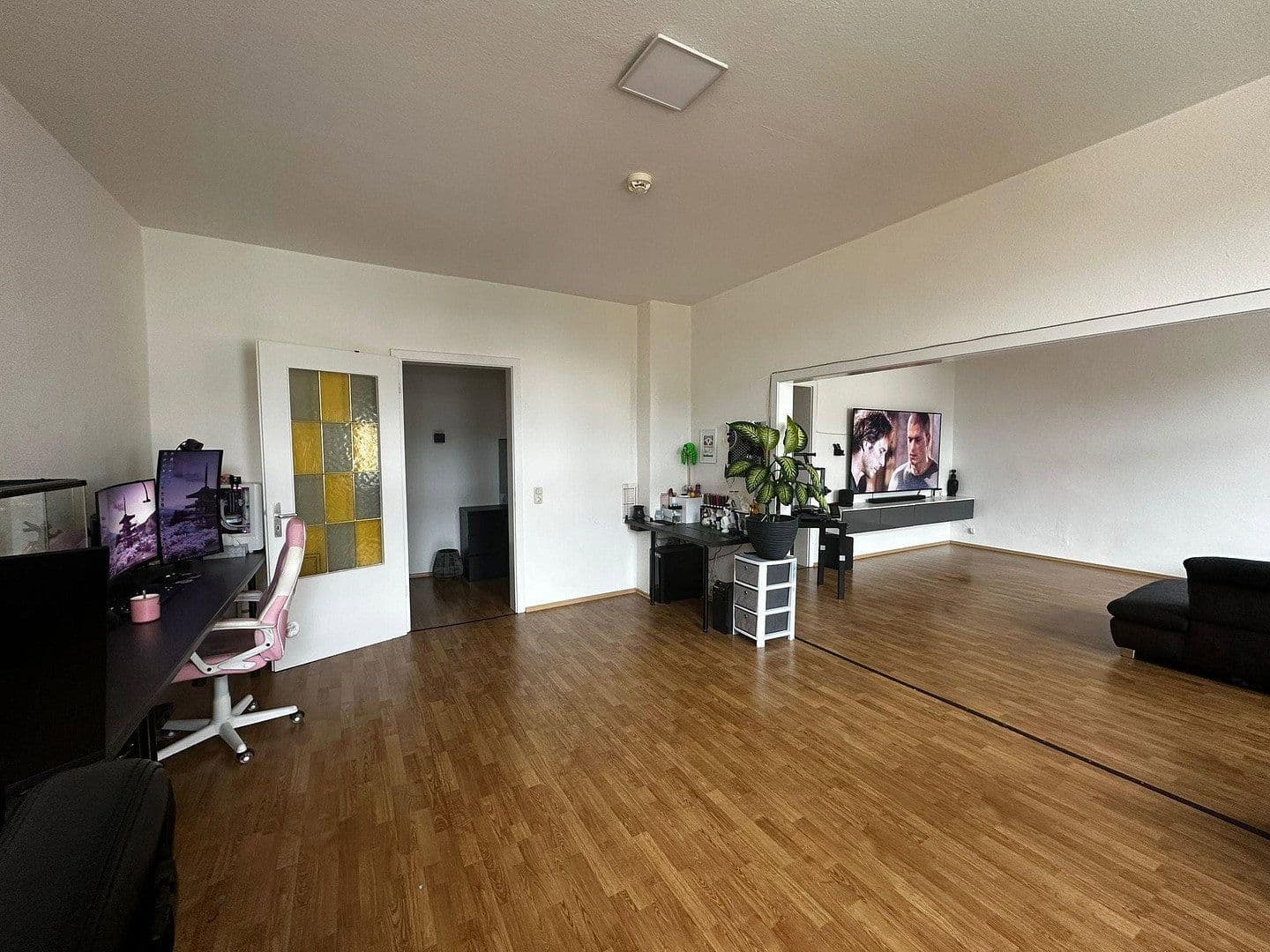 Pronájem bytu 4+1 140 m², Westenfelder Staße 48, Bochum OT Wattenscheid, Severní Porýní-Vestfálsko Pronájem bytu 4+1 140 m², Westenfelder Staße 48, Bochum OT Wattenscheid, Severní Porýní-Vestfálsko
