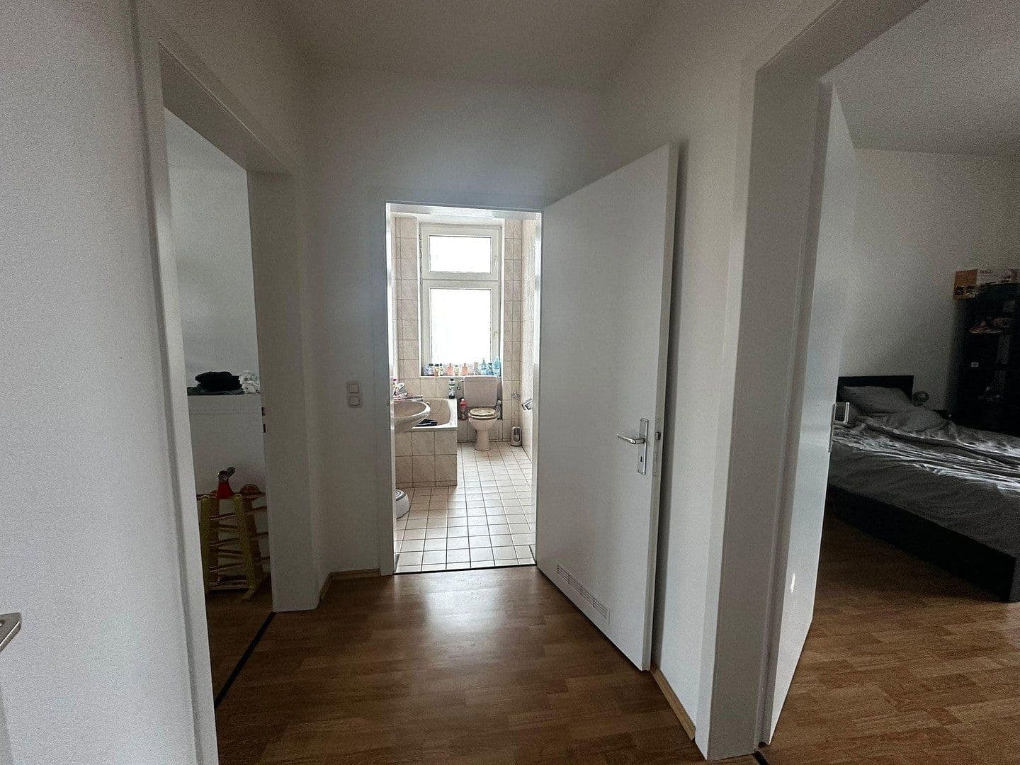 Pronájem bytu 4+1 140 m², Westenfelder Staße 48, Bochum OT Wattenscheid, Severní Porýní-Vestfálsko Pronájem bytu 4+1 140 m², Westenfelder Staße 48, Bochum OT Wattenscheid, Severní Porýní-Vestfálsko