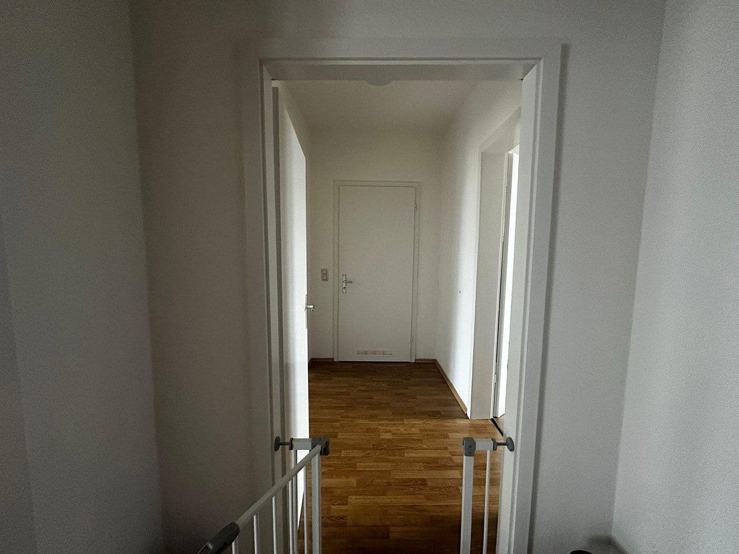 Pronájem bytu 4+1 140 m², Westenfelder Staße 48, Bochum OT Wattenscheid, Severní Porýní-Vestfálsko Pronájem bytu 4+1 140 m², Westenfelder Staße 48, Bochum OT Wattenscheid, Severní Porýní-Vestfálsko