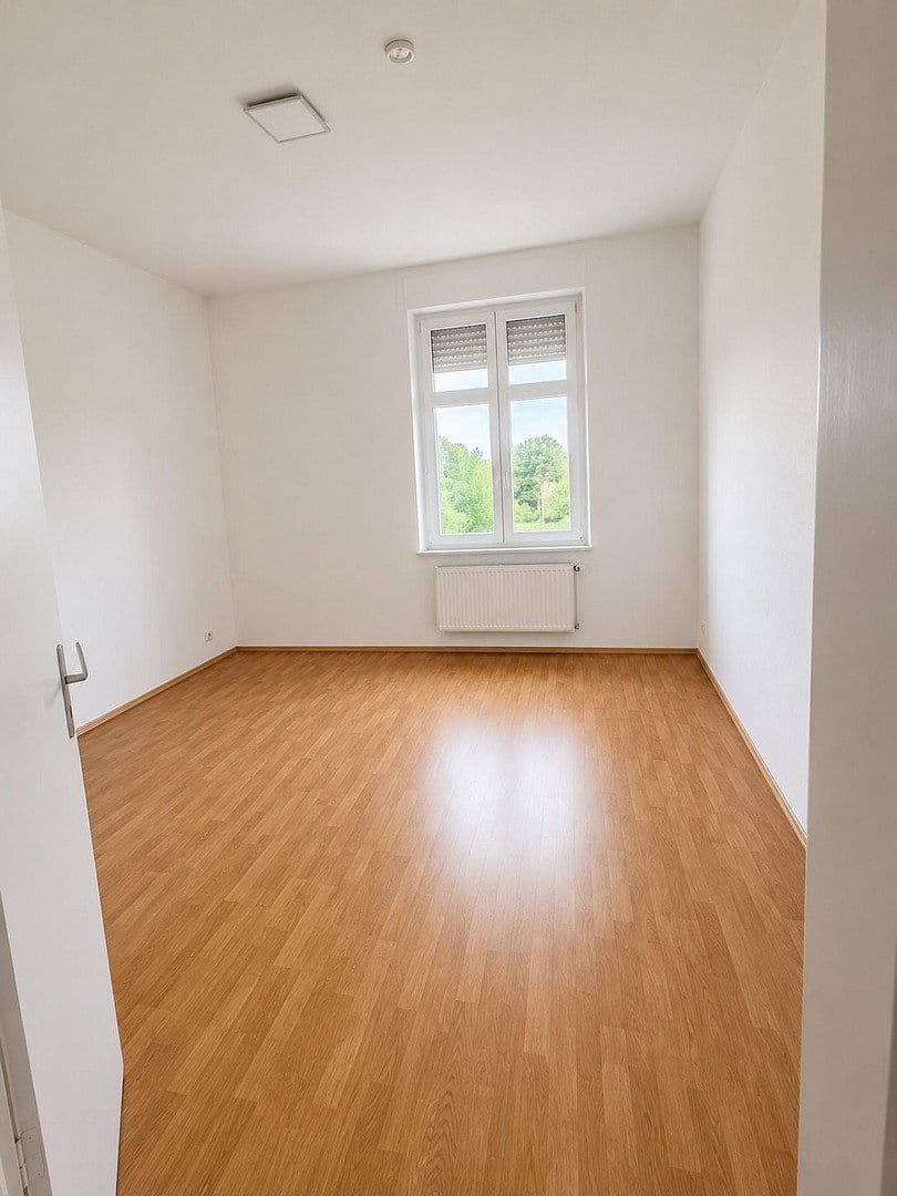 Pronájem bytu 4+1 140 m², Westenfelder Staße 48, Bochum OT Wattenscheid, Severní Porýní-Vestfálsko Pronájem bytu 4+1 140 m², Westenfelder Staße 48, Bochum OT Wattenscheid, Severní Porýní-Vestfálsko