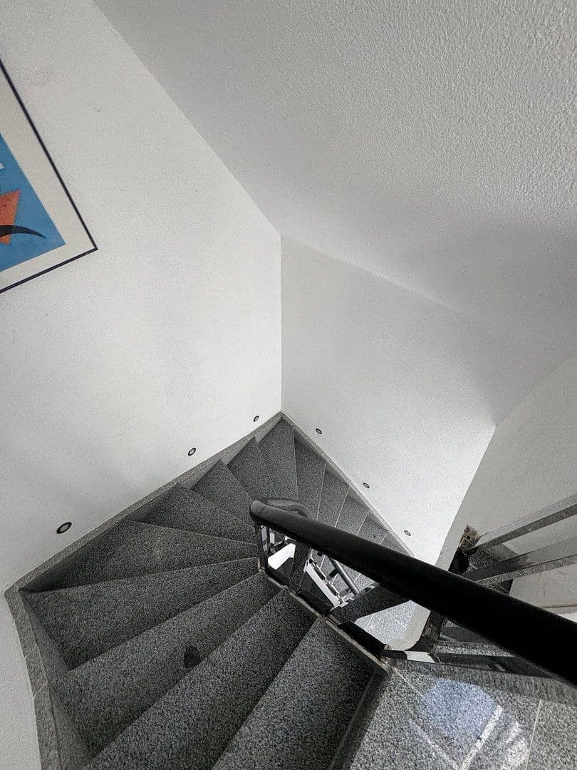 Pronájem bytu 2+1 80 m², Bredelaerstraße 39, Düsseldorf, Severní Porýní-Vestfálsko Pronájem bytu 2+1 80 m², Bredelaerstraße 39, Düsseldorf, Severní Porýní-Vestfálsko
