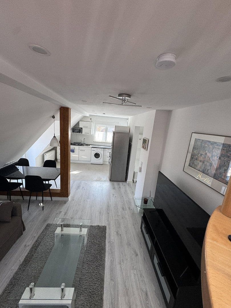 Pronájem bytu 2+1 80 m², Bredelaerstraße 39, Düsseldorf, Severní Porýní-Vestfálsko Pronájem bytu 2+1 80 m², Bredelaerstraße 39, Düsseldorf, Severní Porýní-Vestfálsko