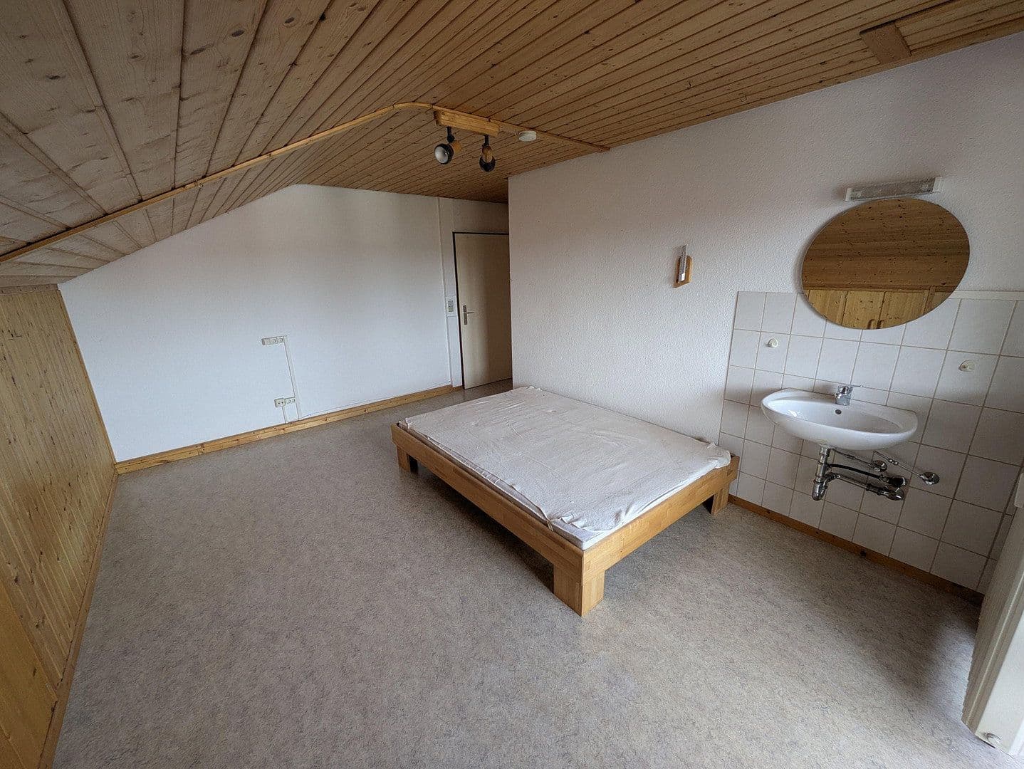 Prodej bytu 4+kk 103 m², Uhlandstraße 16, Nattheim, Bádensko-Württembersko Prodej bytu 4+kk 103 m², Uhlandstraße 16, Nattheim, Bádensko-Württembersko