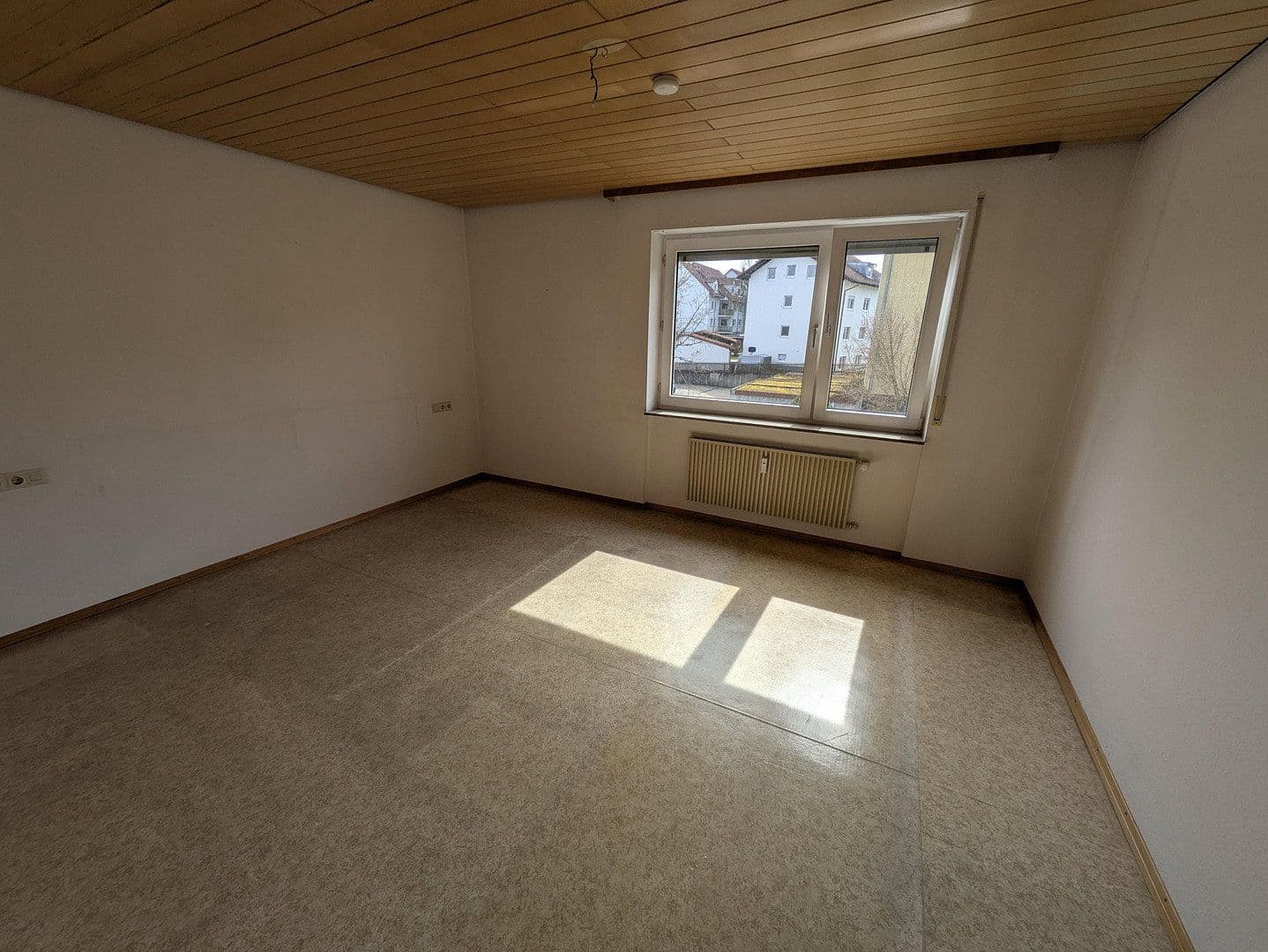 Prodej bytu 4+kk 103 m², Uhlandstraße 16, Nattheim, Bádensko-Württembersko Prodej bytu 4+kk 103 m², Uhlandstraße 16, Nattheim, Bádensko-Württembersko