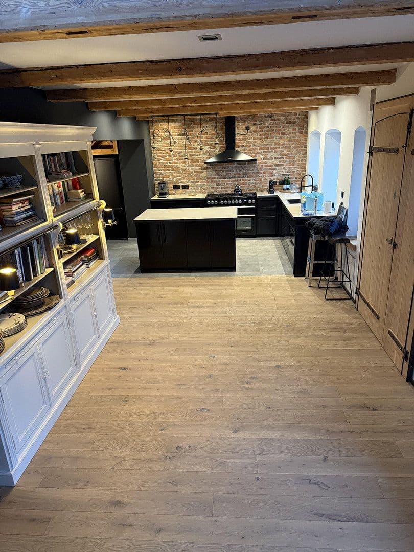 Prodej domu 225 m², pozemek 1.650 m², Mühlenstrasse 44, Wittenbergen, Šlesvicko-Holštýnsko Prodej domu 225 m², pozemek 1.650 m², Mühlenstrasse 44, Wittenbergen, Šlesvicko-Holštýnsko