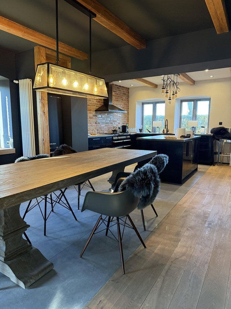 Prodej domu 225 m², pozemek 1.650 m², Mühlenstrasse 44, Wittenbergen, Šlesvicko-Holštýnsko Prodej domu 225 m², pozemek 1.650 m², Mühlenstrasse 44, Wittenbergen, Šlesvicko-Holštýnsko