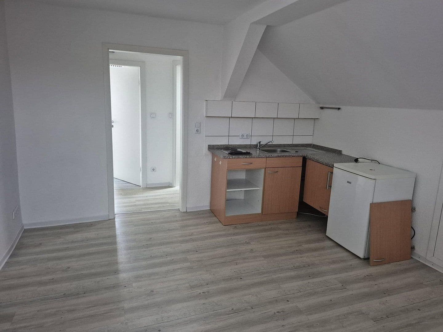 Pronájem bytu 1+1 20 m², Zellbach 70a, Clausthal-Zellerfeld, Dolní Sasko Pronájem bytu 1+1 20 m², Zellbach 70a, Clausthal-Zellerfeld, Dolní Sasko