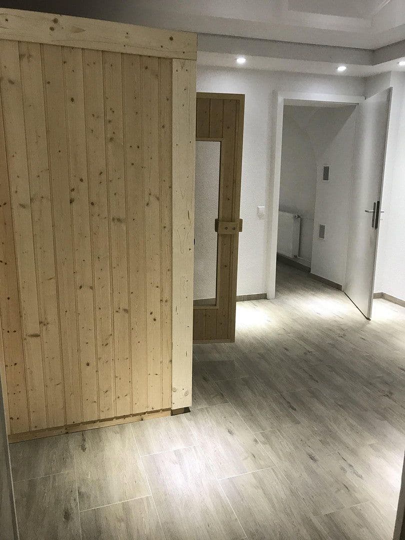Prodej domu 196 m², pozemek 1.219 m², Poststr 3, Gottmadingen, Bádensko-Württembersko Prodej domu 196 m², pozemek 1.219 m², Poststr 3, Gottmadingen, Bádensko-Württembersko