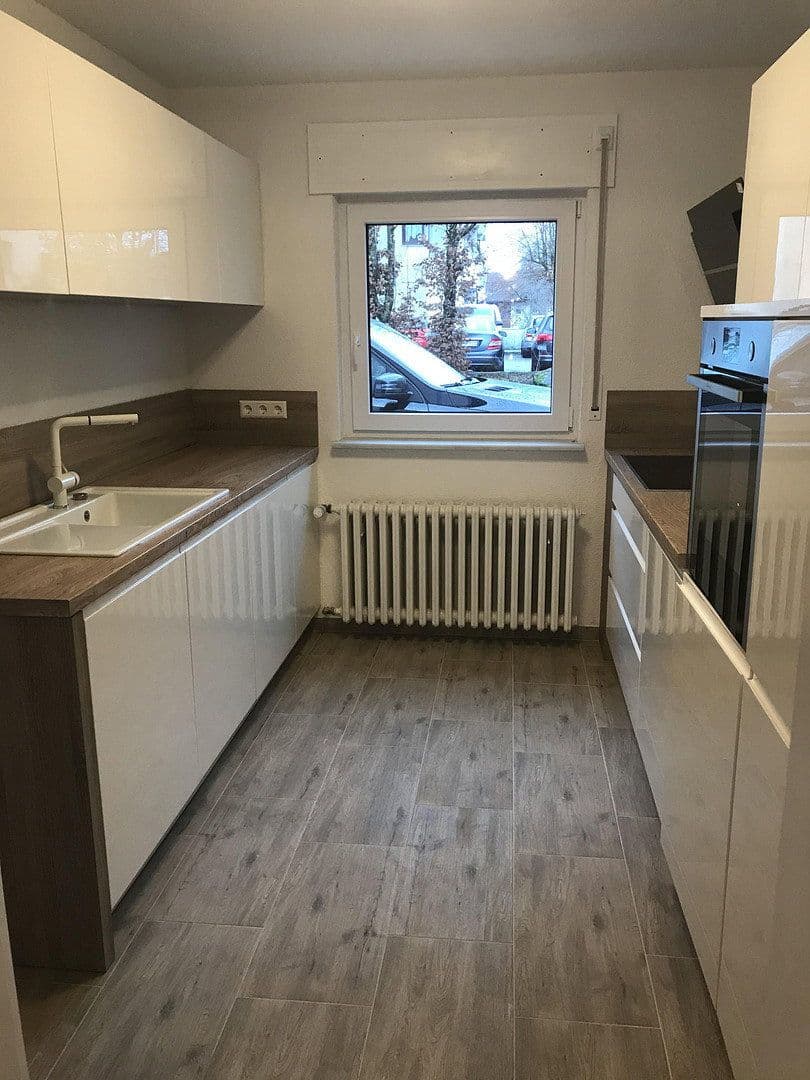 Prodej domu 196 m², pozemek 1.219 m², Poststr 3, Gottmadingen, Bádensko-Württembersko Prodej domu 196 m², pozemek 1.219 m², Poststr 3, Gottmadingen, Bádensko-Württembersko
