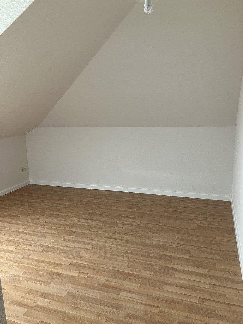 Pronájem bytu 2+1 55 m², Norderschlag 43a, Husum, Šlesvicko-Holštýnsko Pronájem bytu 2+1 55 m², Norderschlag 43a, Husum, Šlesvicko-Holštýnsko