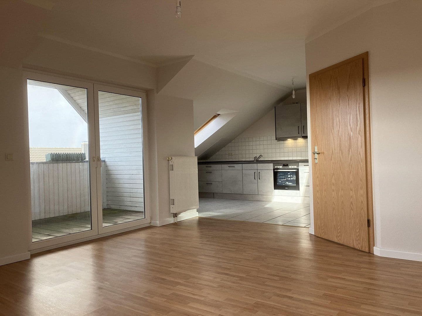 Pronájem bytu 2+1 55 m², Norderschlag 43a, Husum, Šlesvicko-Holštýnsko Pronájem bytu 2+1 55 m², Norderschlag 43a, Husum, Šlesvicko-Holštýnsko