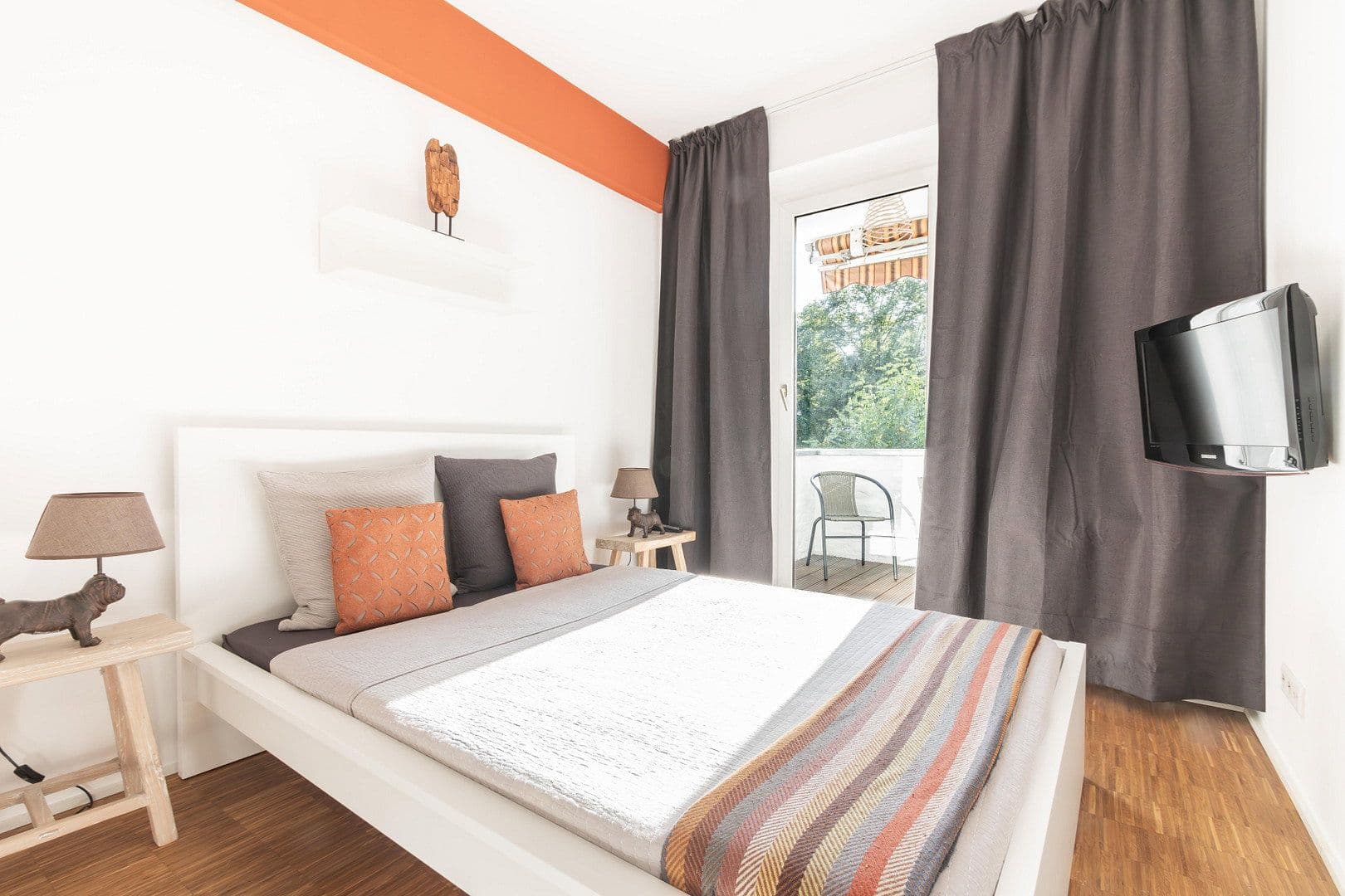 Prodej bytu 2+1 55 m², Neckarstr. 15, Düsseldorf, Severní Porýní-Vestfálsko Prodej bytu 2+1 55 m², Neckarstr. 15, Düsseldorf, Severní Porýní-Vestfálsko