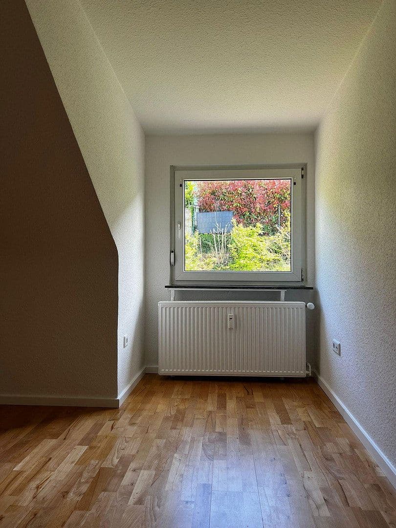 Prodej bytu 3+1 60 m², Münzenbergstraße 16, Wiesbaden, Hessen Prodej bytu 3+1 60 m², Münzenbergstraße 16, Wiesbaden, Hessen