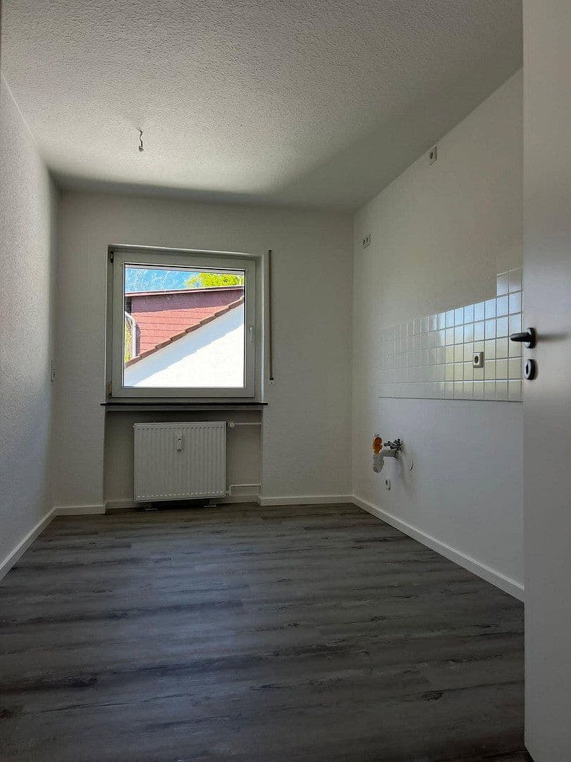 Prodej bytu 3+1 60 m², Münzenbergstraße 16, Wiesbaden, Hessen Prodej bytu 3+1 60 m², Münzenbergstraße 16, Wiesbaden, Hessen