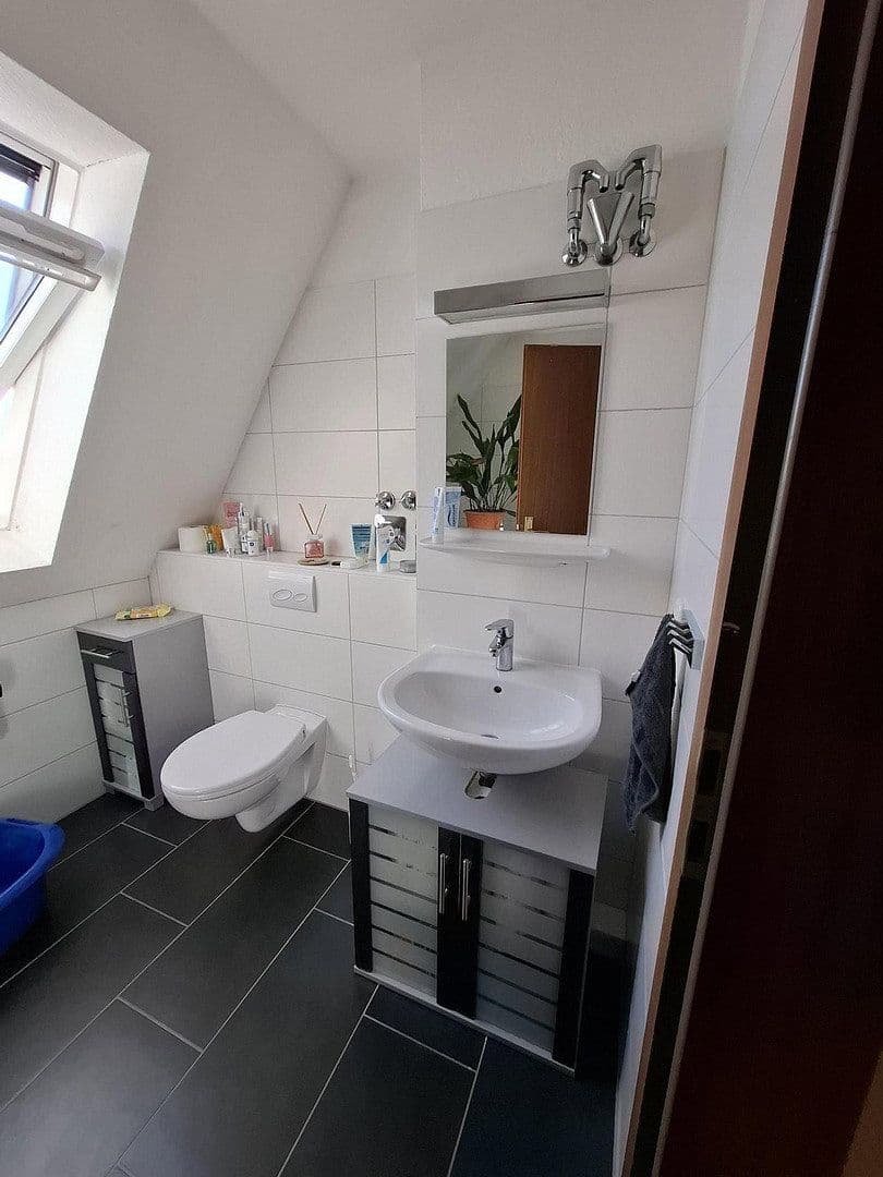 Pronájem bytu 4+1 109 m², Volksdorfer Weg 54c, Hamburg, Hamburg Pronájem bytu 4+1 109 m², Volksdorfer Weg 54c, Hamburg, Hamburg