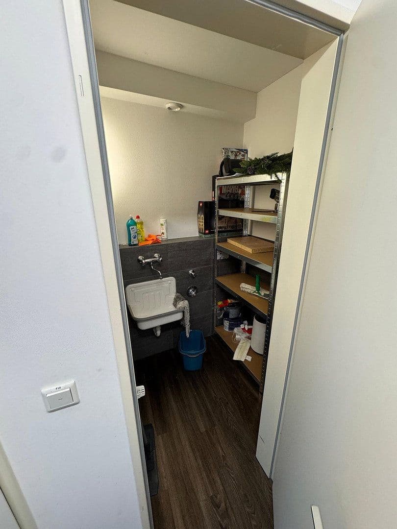 Pronájem kanceláře 120 m², Seyengasse 9, Köln, Severní Porýní-Vestfálsko Pronájem kanceláře 120 m², Seyengasse 9, Köln, Severní Porýní-Vestfálsko