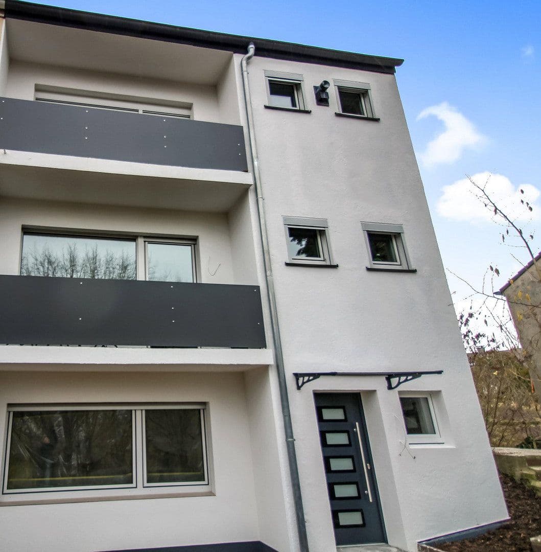 Prodej domu 122 m², pozemek 388 m², Glatzer Str. 100, Lüdenscheid, Severní Porýní-Vestfálsko Prodej domu 122 m², pozemek 388 m², Glatzer Str. 100, Lüdenscheid, Severní Porýní-Vestfálsko