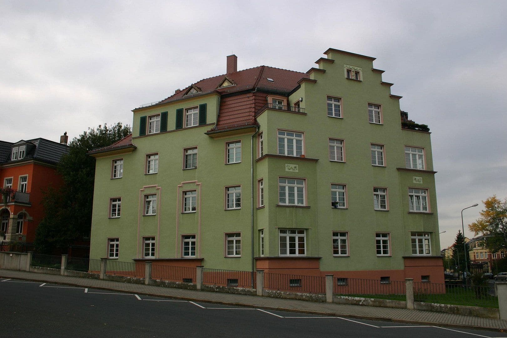 Pronájem bytu 3+1 78 m², Nöthnitzer Straße 36, Dresden, Sasko Pronájem bytu 3+1 78 m², Nöthnitzer Straße 36, Dresden, Sasko
