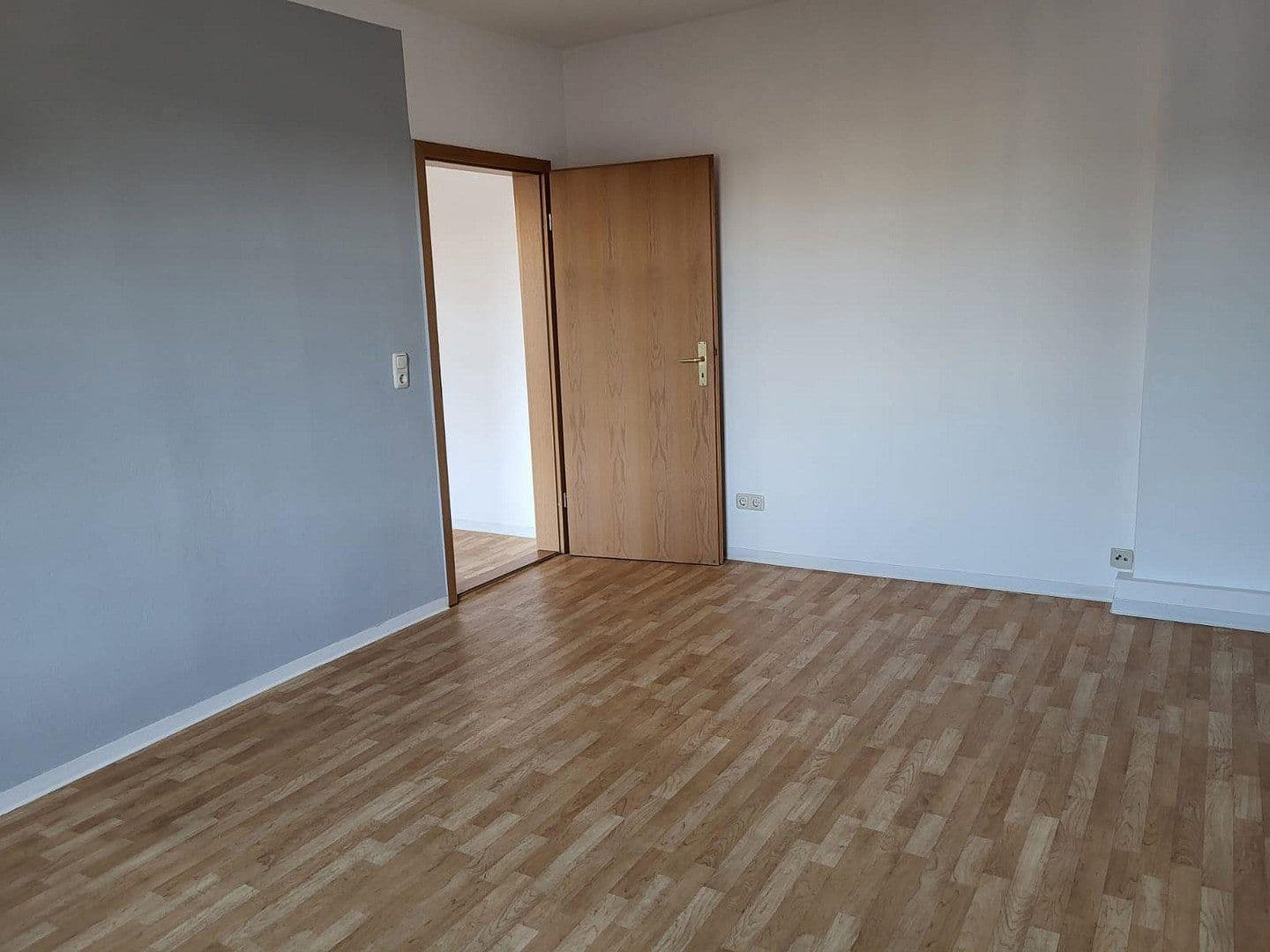 Pronájem bytu 3+1 85 m², Tribseer Damm 67, Stralsund, Mecklenburg-Vorpommern Pronájem bytu 3+1 85 m², Tribseer Damm 67, Stralsund, Mecklenburg-Vorpommern