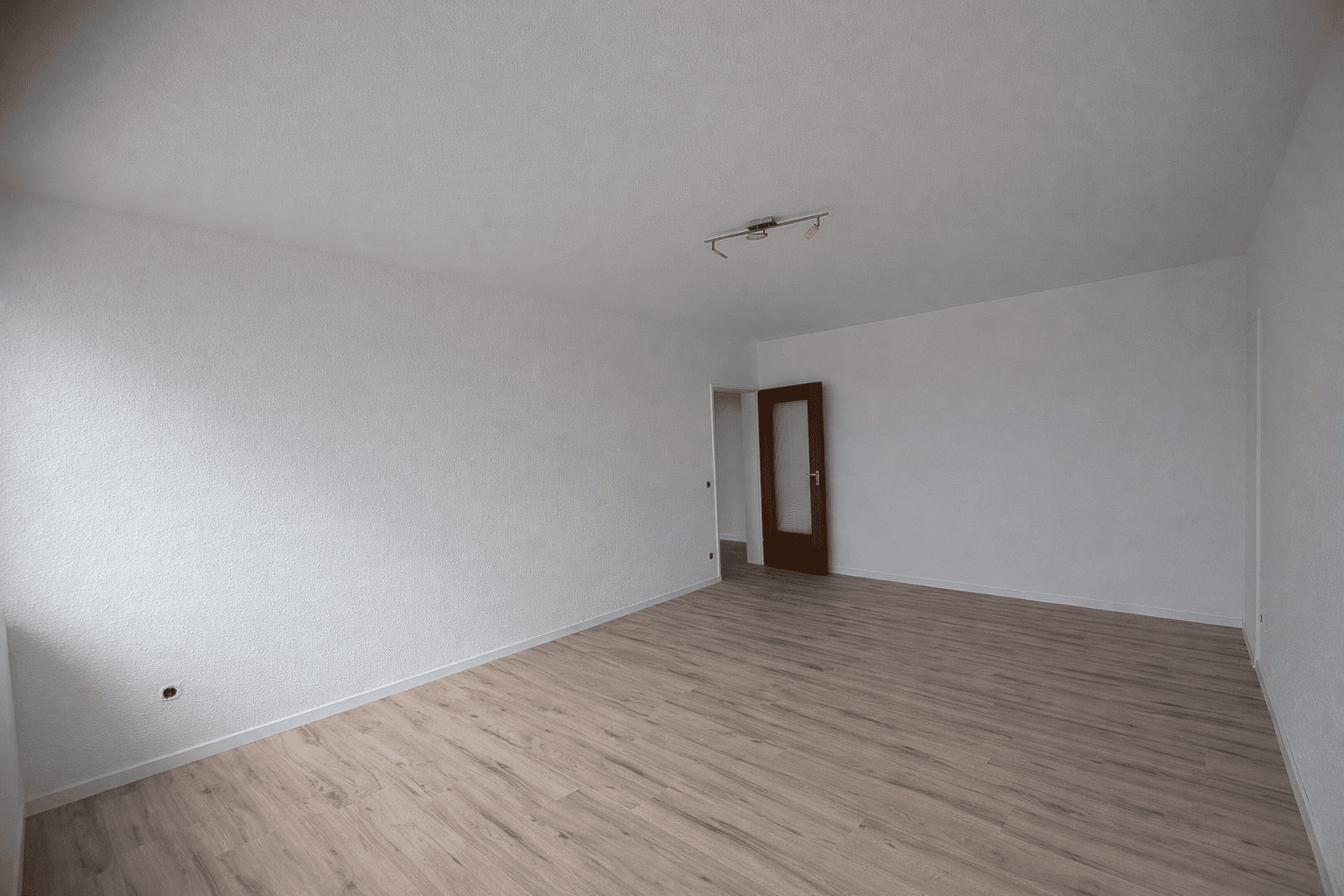 Prodej bytu 4+1 76 m², Düsseldorfer Str. 138, Ratingen, Severní Porýní-Vestfálsko Prodej bytu 4+1 76 m², Düsseldorfer Str. 138, Ratingen, Severní Porýní-Vestfálsko