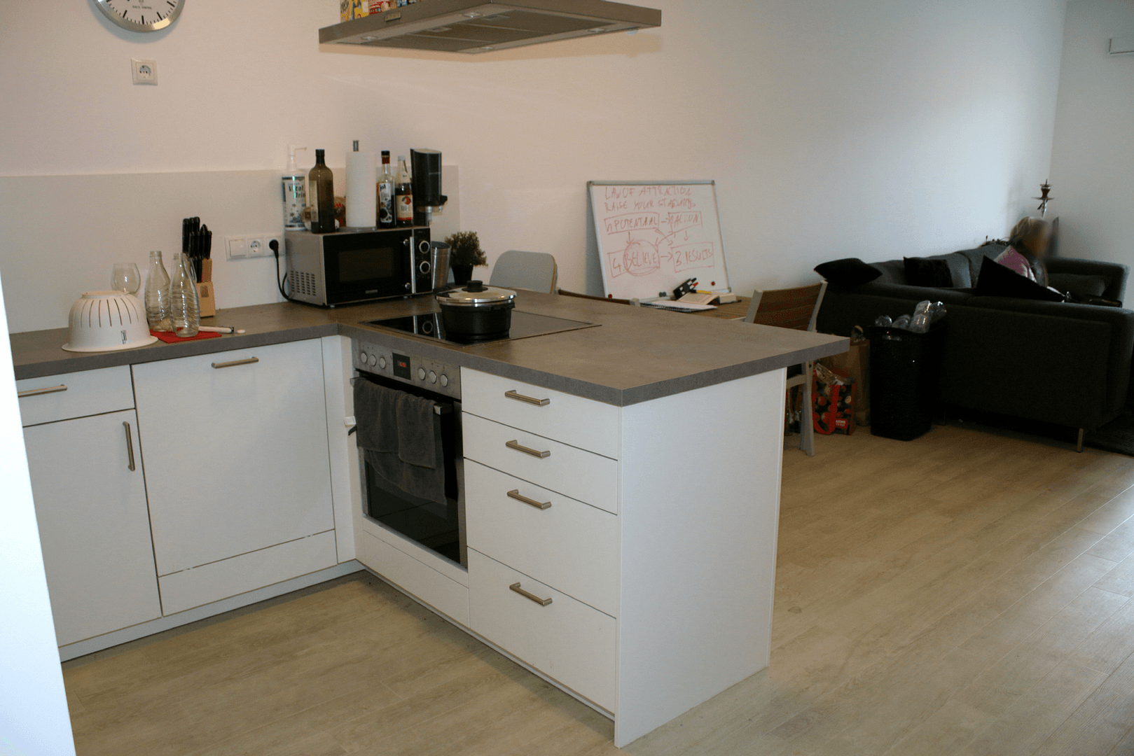 Pronájem bytu 2+1 72 m², Schlossplatz 4, Kiel, Šlesvicko-Holštýnsko Pronájem bytu 2+1 72 m², Schlossplatz 4, Kiel, Šlesvicko-Holštýnsko