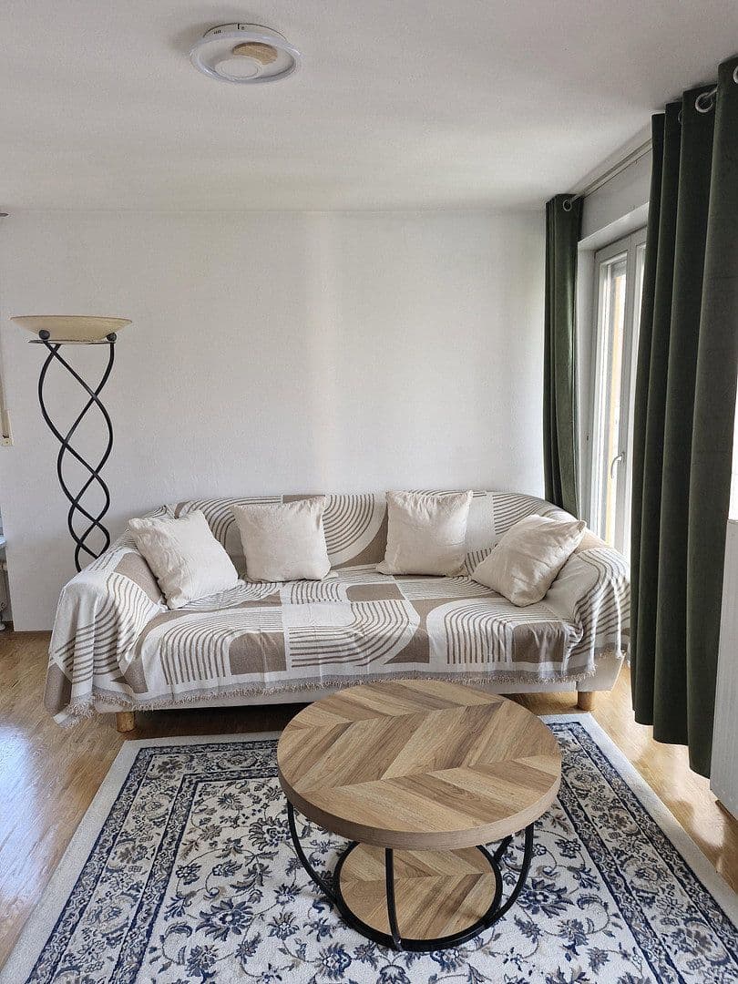 Pronájem bytu 2+1 51 m², München, Bavorsko Pronájem bytu 2+1 51 m², München, Bavorsko