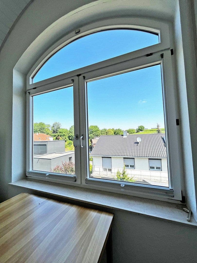Pronájem bytu 3+kk 89 m², Lauffen am Neckar, Bádensko-Württembersko Pronájem bytu 3+kk 89 m², Lauffen am Neckar, Bádensko-Württembersko