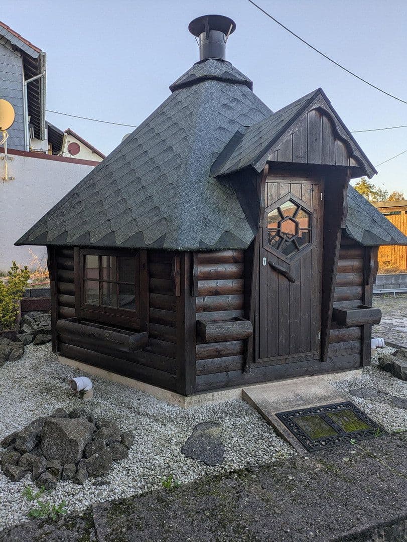 Prodej domu 170 m², pozemek 491 m², Lebach, Země Sársko Prodej domu 170 m², pozemek 491 m², Lebach, Země Sársko