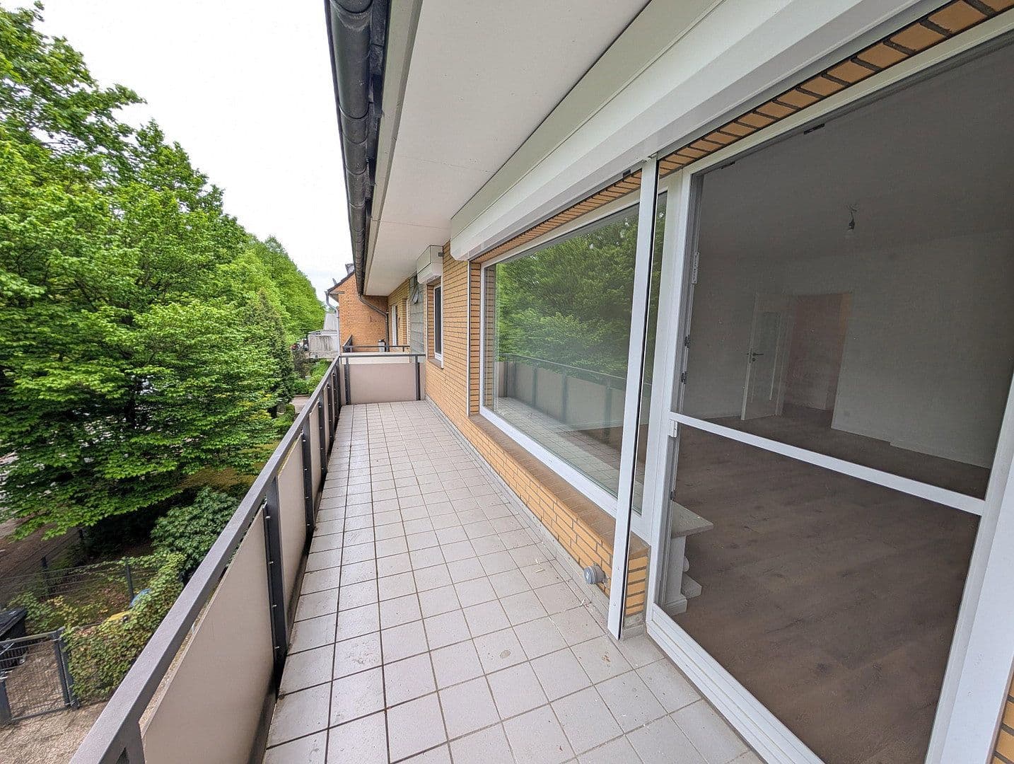 Prodej bytu 3+1 78 m², Walddörfer Str. 374, Hamburg, Hamburg Prodej bytu 3+1 78 m², Walddörfer Str. 374, Hamburg, Hamburg
