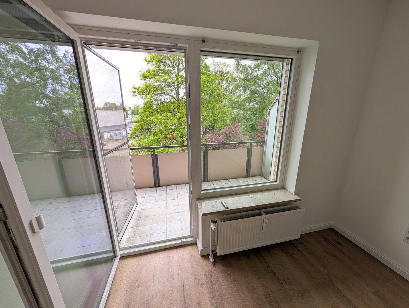 Prodej bytu 3+1 78 m², Walddörfer Str. 374, Hamburg, Hamburg Prodej bytu 3+1 78 m², Walddörfer Str. 374, Hamburg, Hamburg