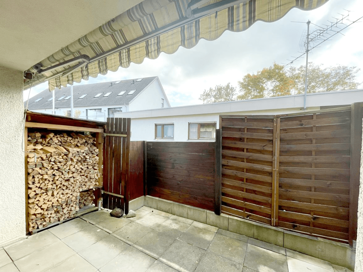 Pronájem bytu 4+1 73 m², Metzingen, Bádensko-Württembersko Pronájem bytu 4+1 73 m², Metzingen, Bádensko-Württembersko