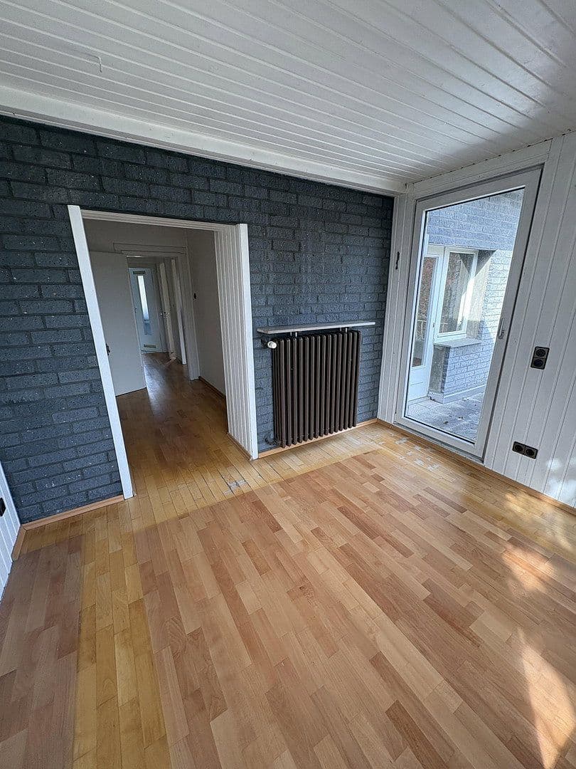 Prodej domu 139 m², pozemek 342 m², Münster, Severní Porýní-Vestfálsko Prodej domu 139 m², pozemek 342 m², Münster, Severní Porýní-Vestfálsko