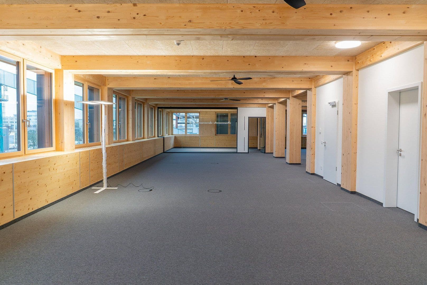 Pronájem kanceláře 432 m², Hafenallee 57, Offenbach, Hessen Pronájem kanceláře 432 m², Hafenallee 57, Offenbach, Hessen