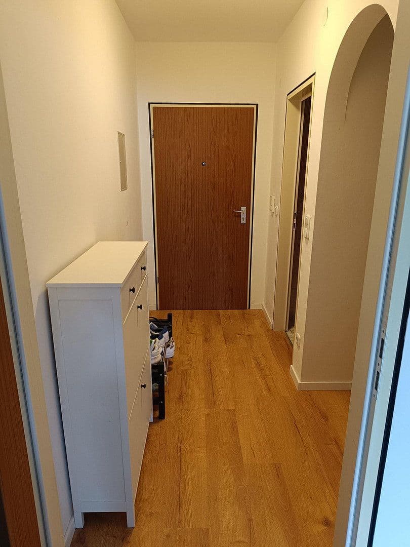 Pronájem bytu 3+1 90 m², Höfener Str. 142, Nürnberg, Bavorsko Pronájem bytu 3+1 90 m², Höfener Str. 142, Nürnberg, Bavorsko