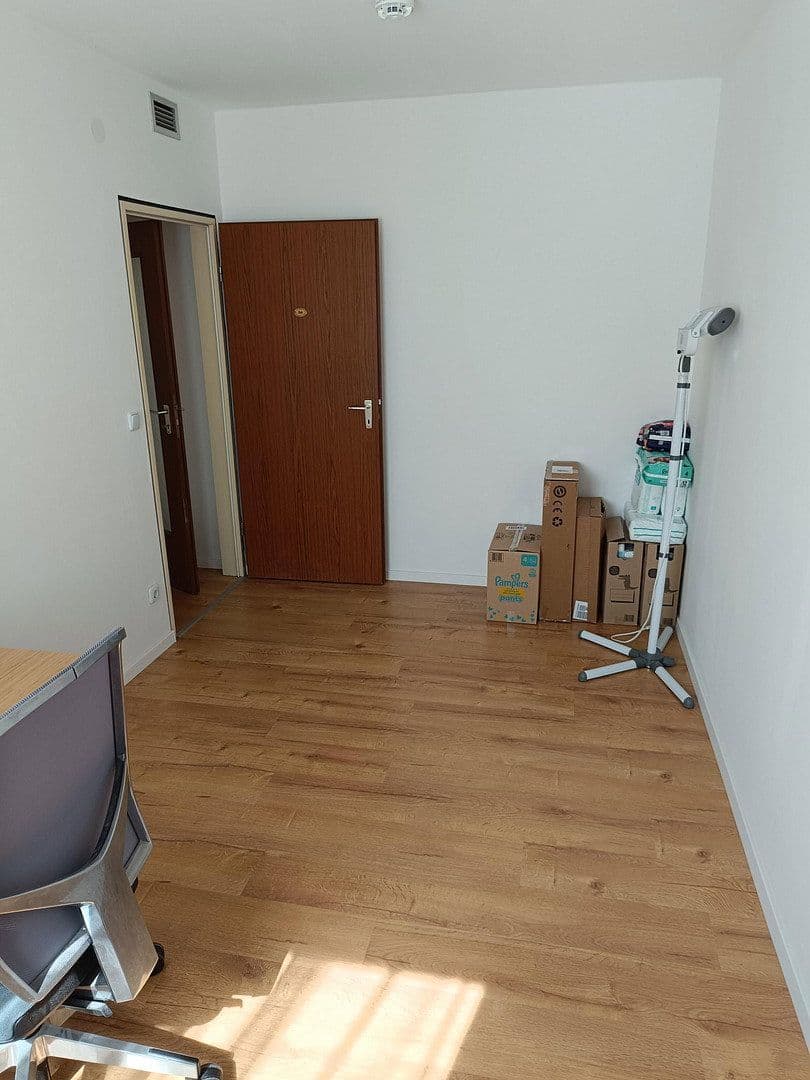 Pronájem bytu 3+1 90 m², Höfener Str. 142, Nürnberg, Bavorsko Pronájem bytu 3+1 90 m², Höfener Str. 142, Nürnberg, Bavorsko