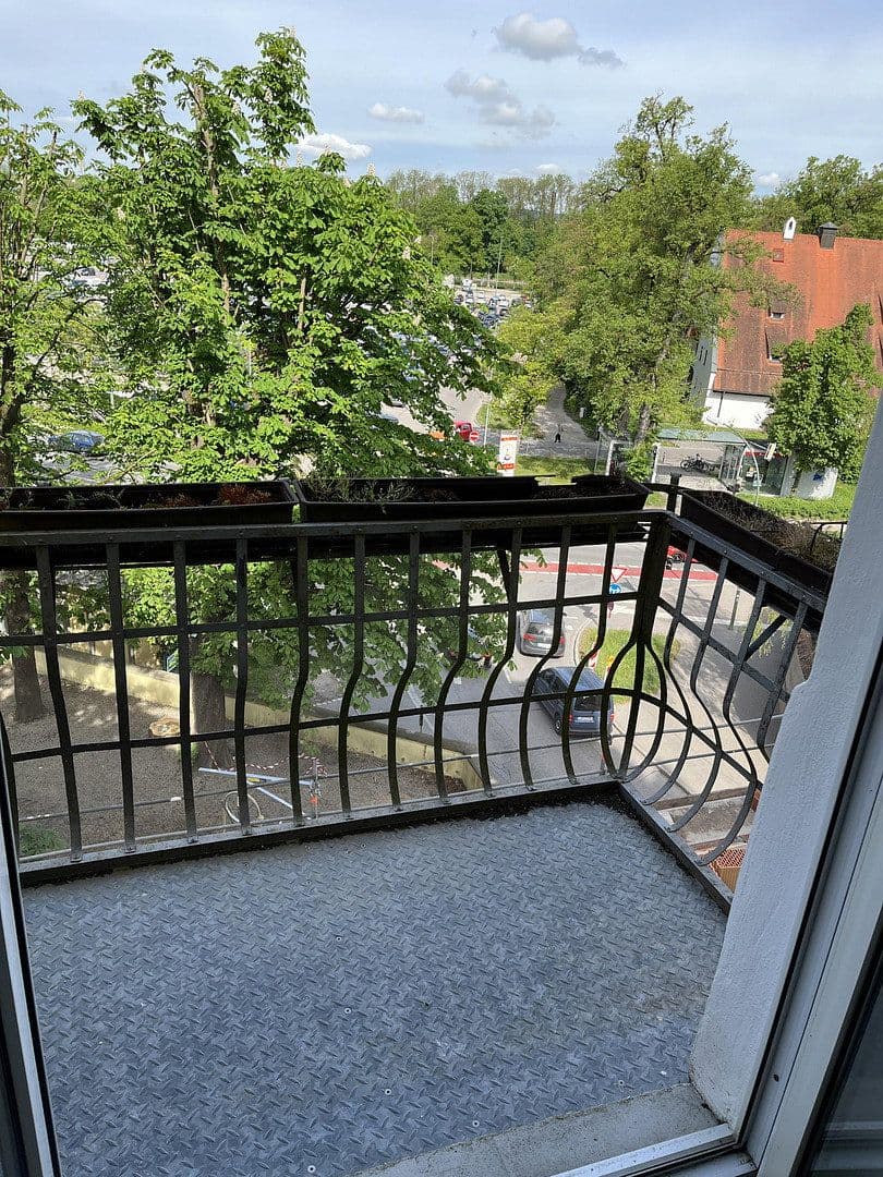 Pronájem bytu 3+1 93 m², Innere Münchener Str. 6, Landshut, Bavorsko Pronájem bytu 3+1 93 m², Innere Münchener Str. 6, Landshut, Bavorsko